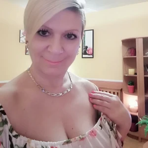 Carmen 54 év Erotikus masszázs, nő XIV. kerület Budapest Magyarország, +36307244228