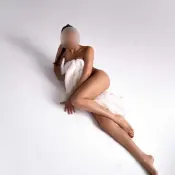 3. Yamina 304343219 beszámoló Budapest 128452 erotikus masszázs